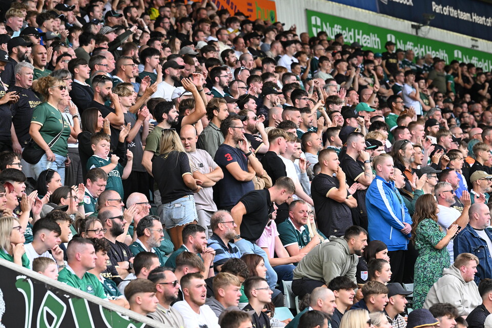 Fan Gallery | Barnsley (H)