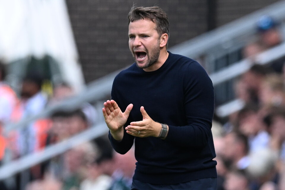 Match Gallery | Barnsley (H)