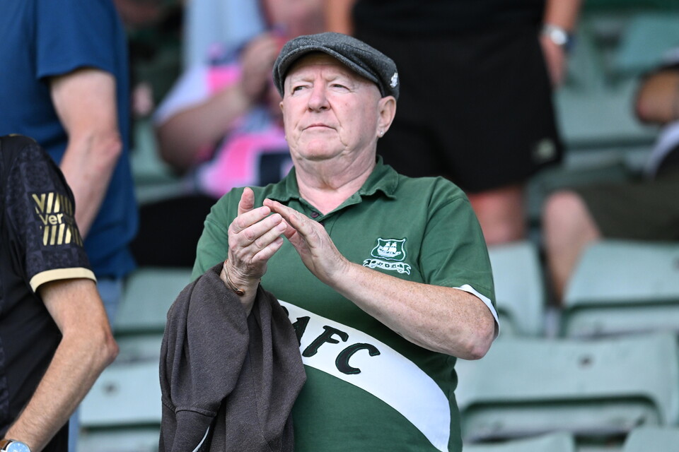 Fan Gallery | Barnsley (H)