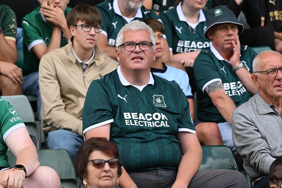 Fan Gallery | Barnsley (H)