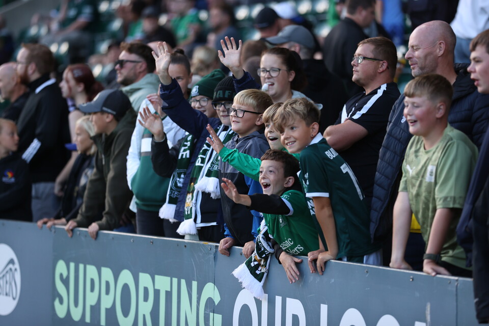 Match Gallery | Cheltenham Town (H)