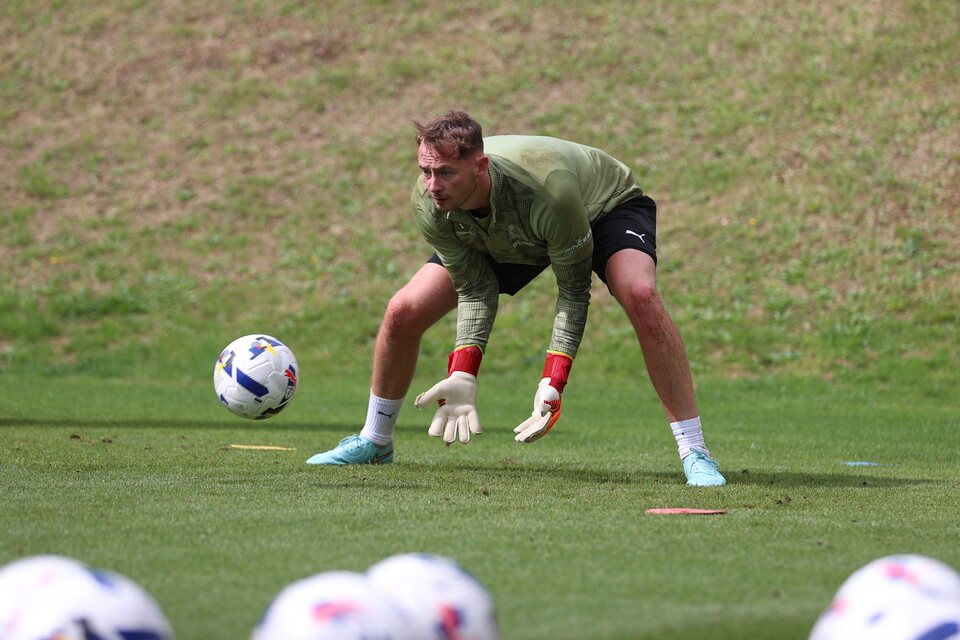 Training Gallery | Pre Stockport County (H)