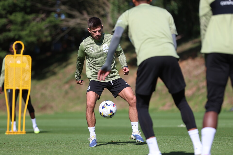Training Gallery | Pre Stockport County (H)