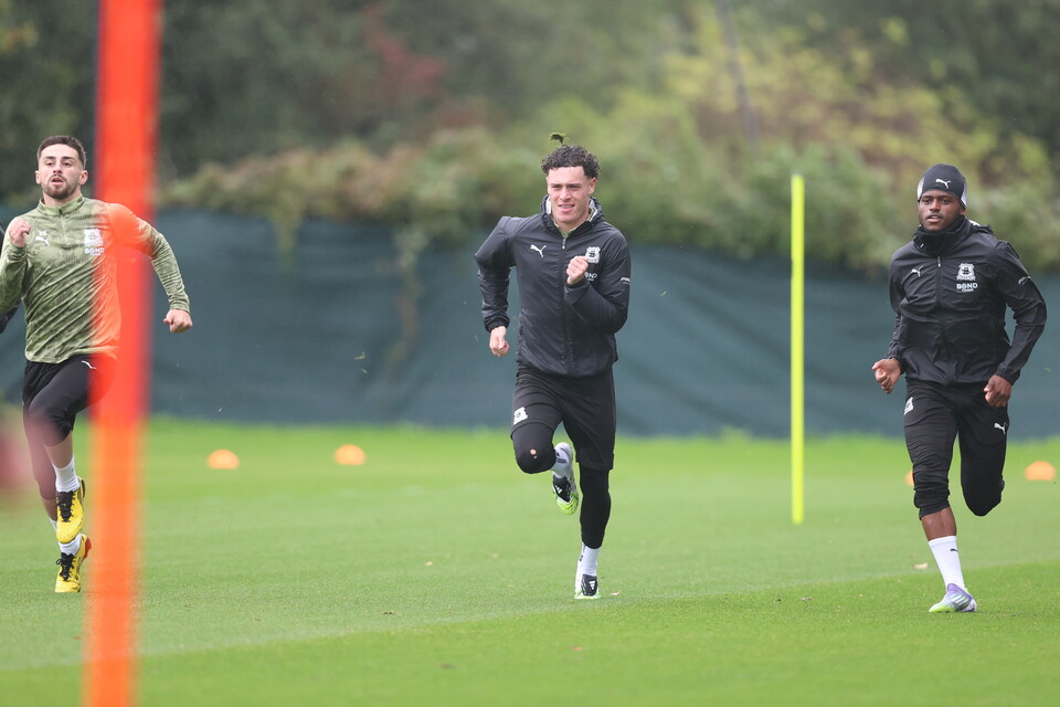 Training Gallery | Pre Luton Town (A)