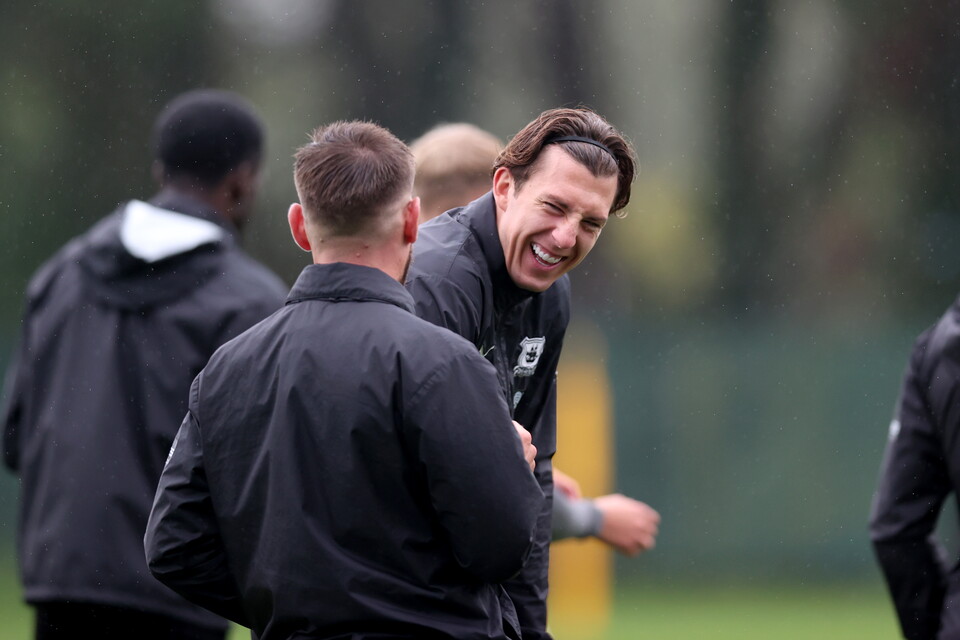 Training Gallery | Pre Luton Town (A)
