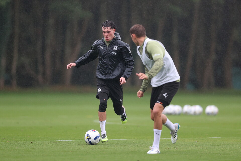Training Gallery | Pre Luton Town (A)