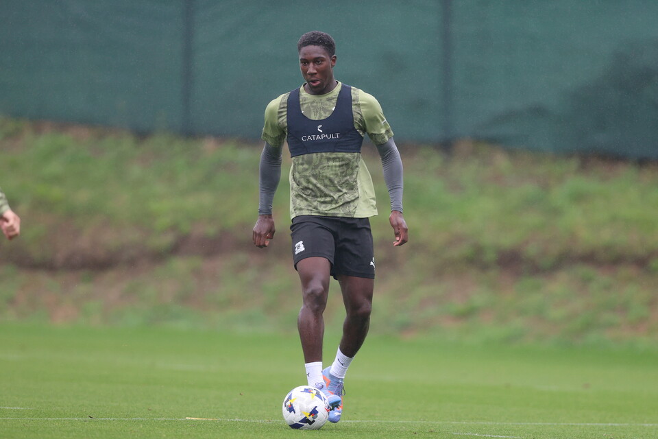 Training Gallery | Pre Luton Town (A)