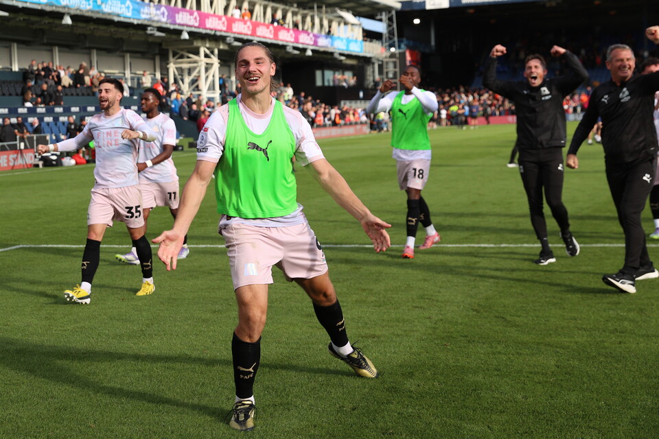 Match Gallery | Luton Town (A)