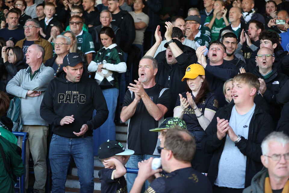 Fan Gallery | Luton Town (A)