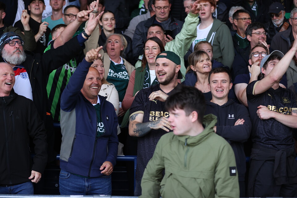 Fan Gallery | Luton Town (A)