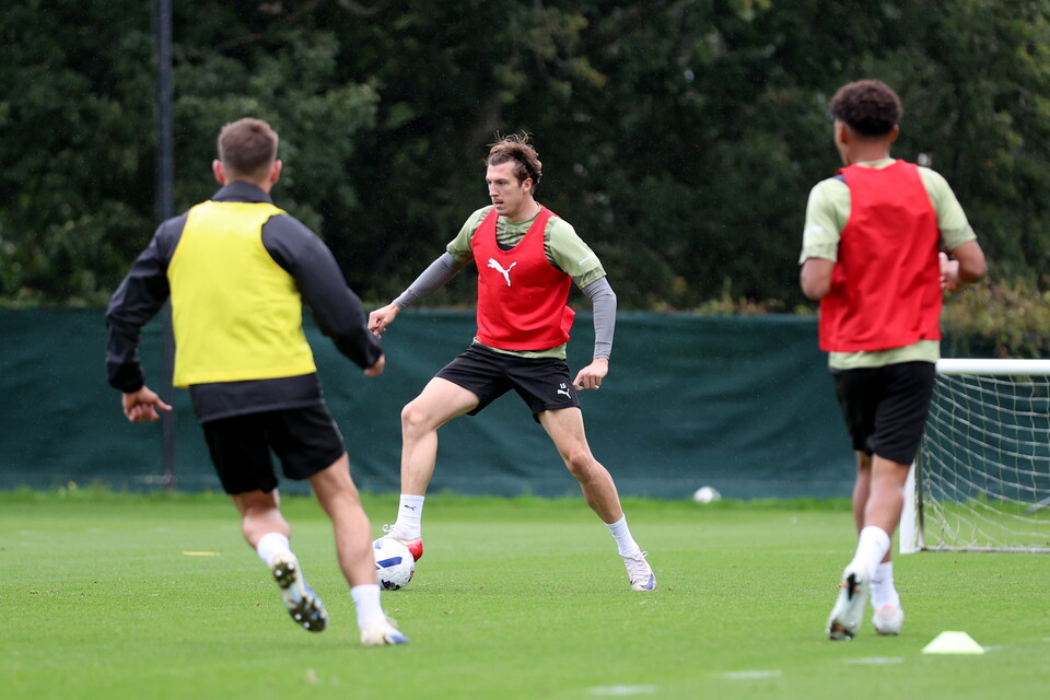 Training Gallery | Pre Peterborough United (H)