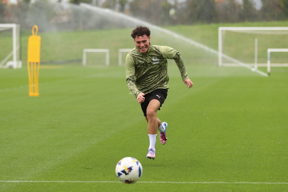 Training Gallery | Pre Peterborough United (H)