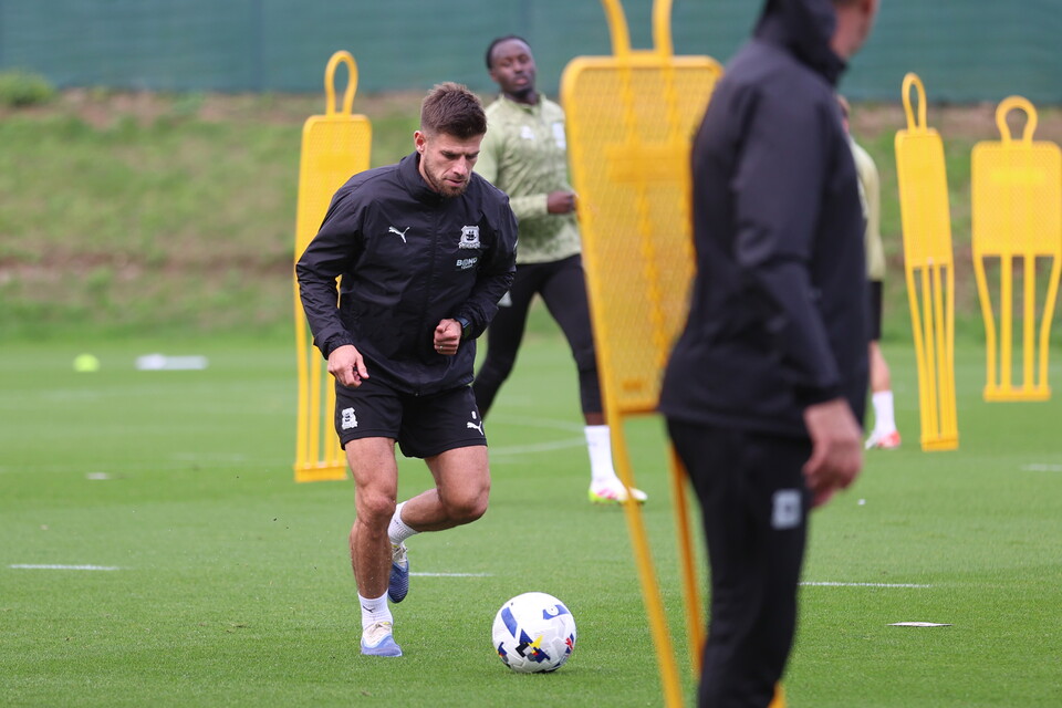 Training Gallery | Pre Peterborough United (H)