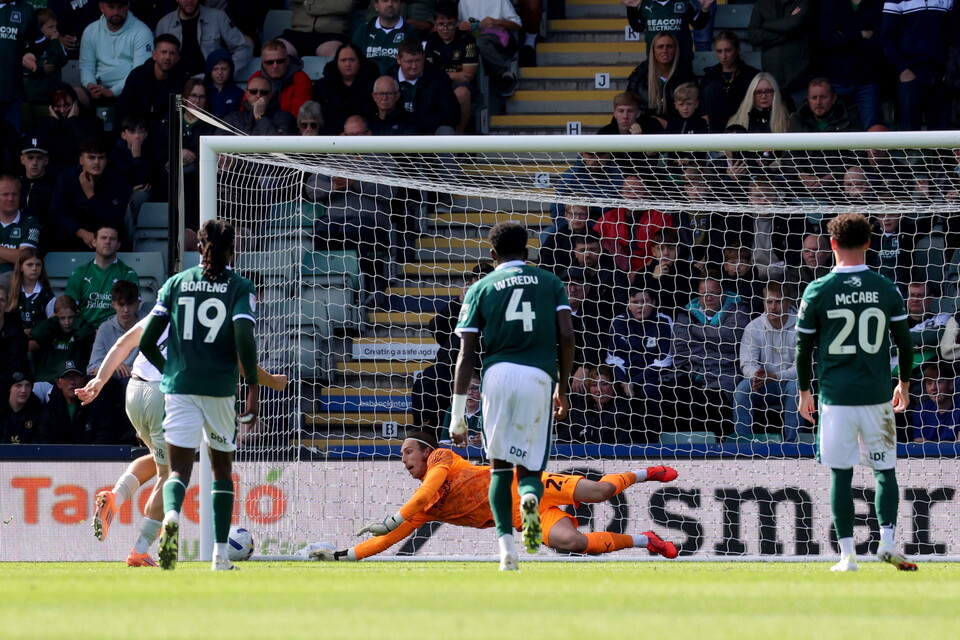 Match Gallery | Peterborough United (H)