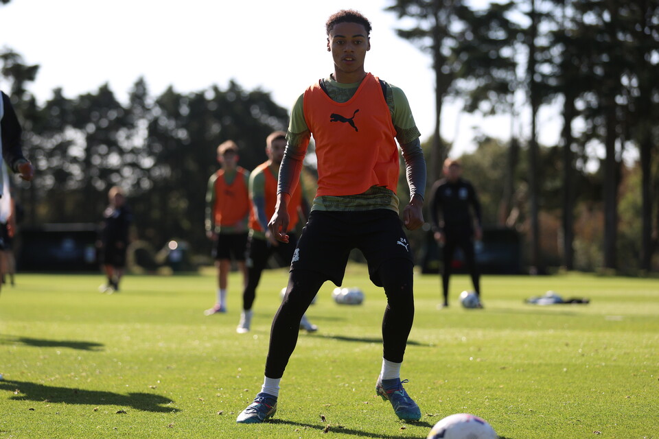 Training Gallery | Pre Burton Albion (A)