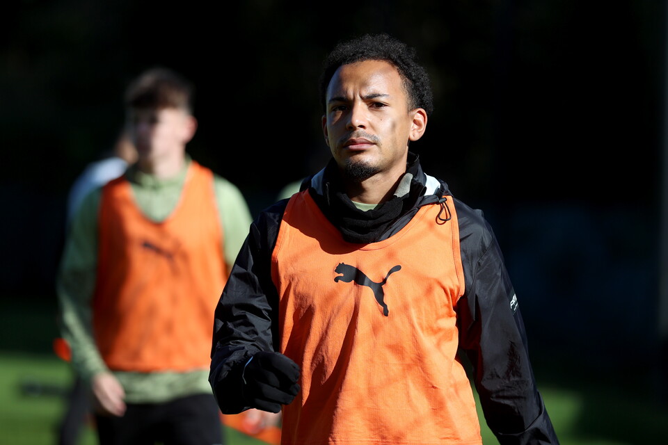 Training Gallery | Pre Burton Albion (A)