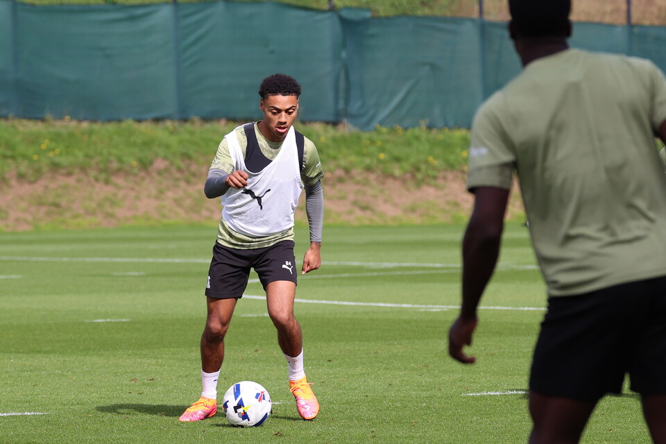 Training Gallery | Pre Wigan Athletic (H)