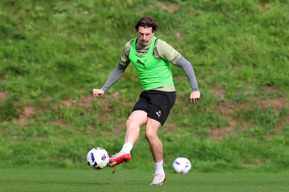 Training Gallery | Pre AFC Wimbledon (H)