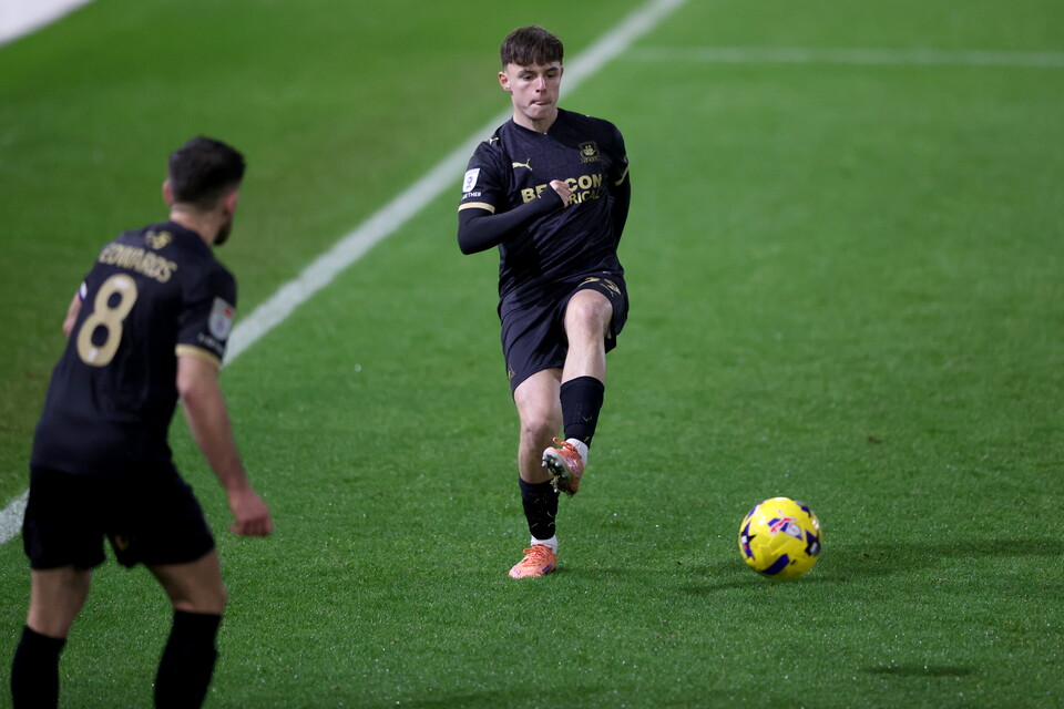 Vertu Trophy Gallery | Leyton Orient (A)