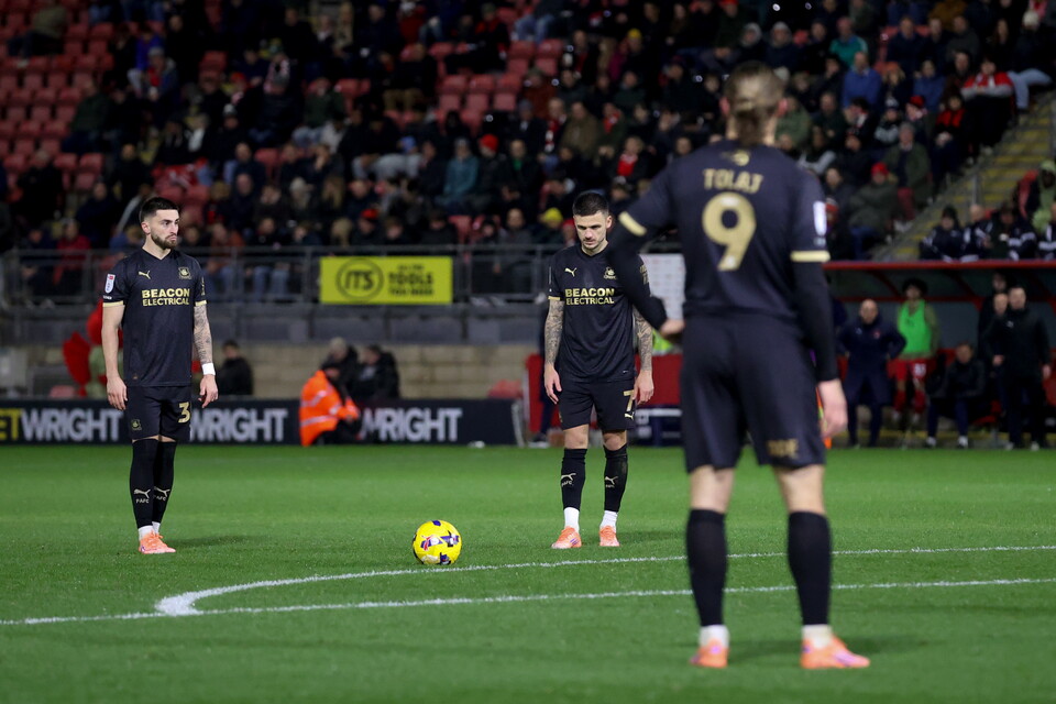 Vertu Trophy Gallery | Leyton Orient (A)