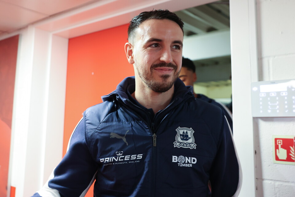 Vertu Trophy Gallery | Leyton Orient (A)