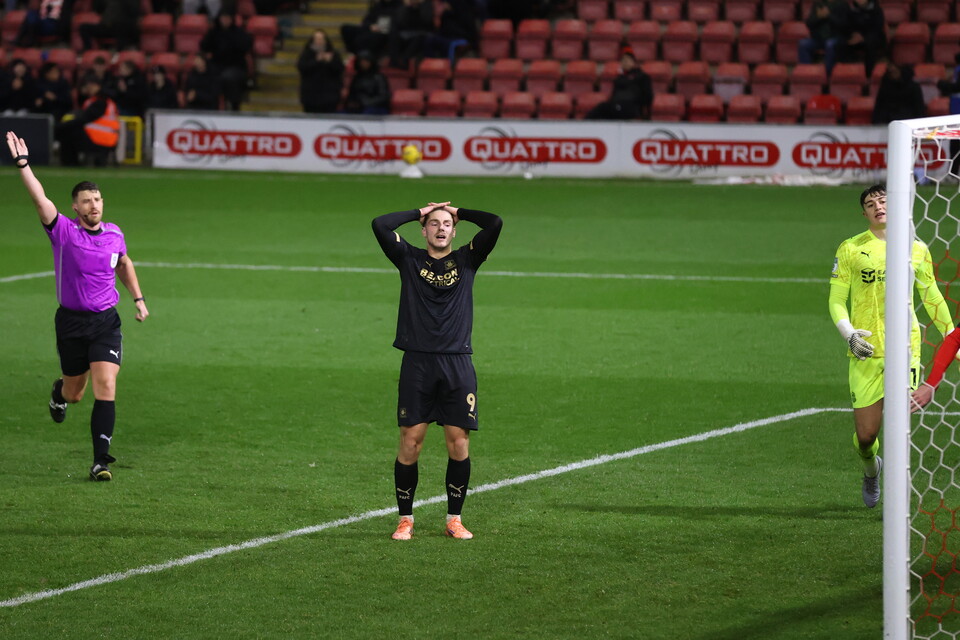 Vertu Trophy Gallery | Leyton Orient (A)