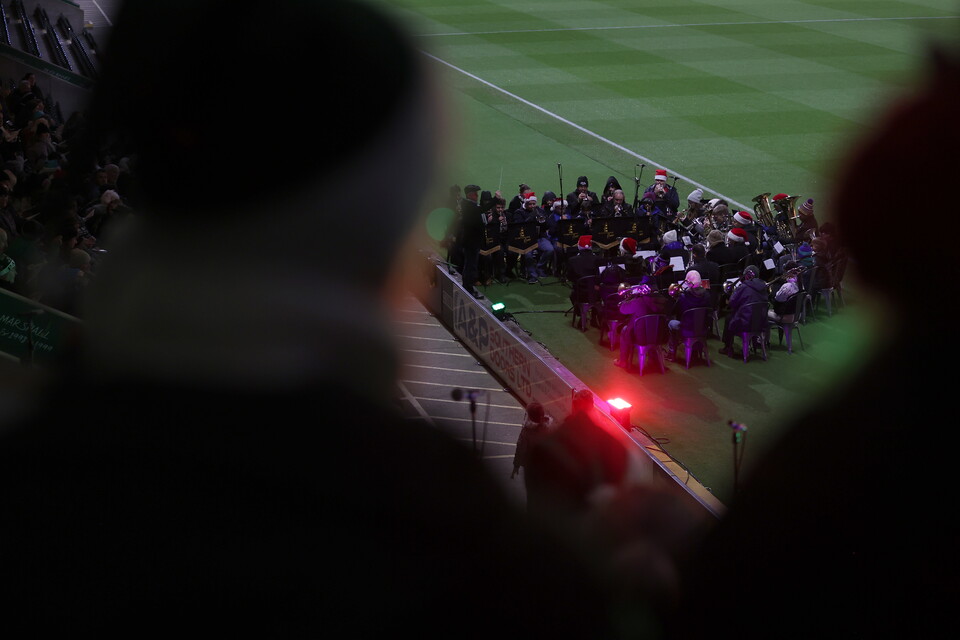 Gallery | Christmas Carols