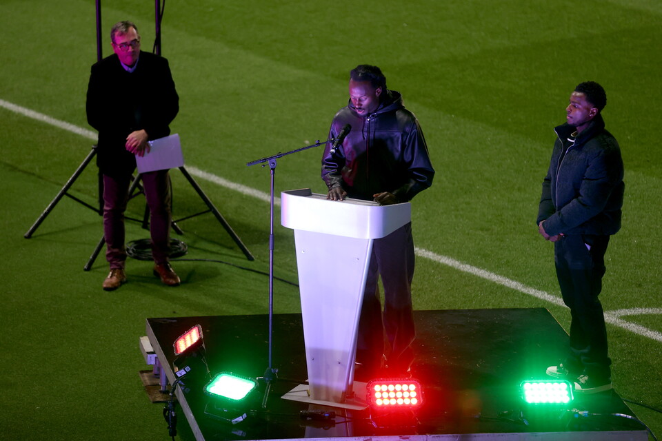 Gallery | Christmas Carols