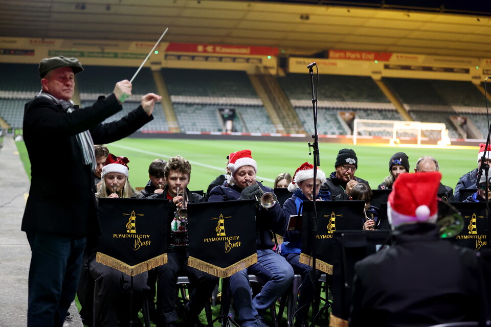 Gallery | Christmas Carols