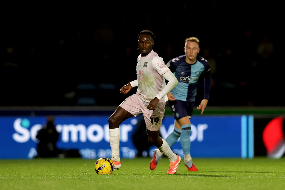 Match Gallery | Wycombe Wanderers (A)