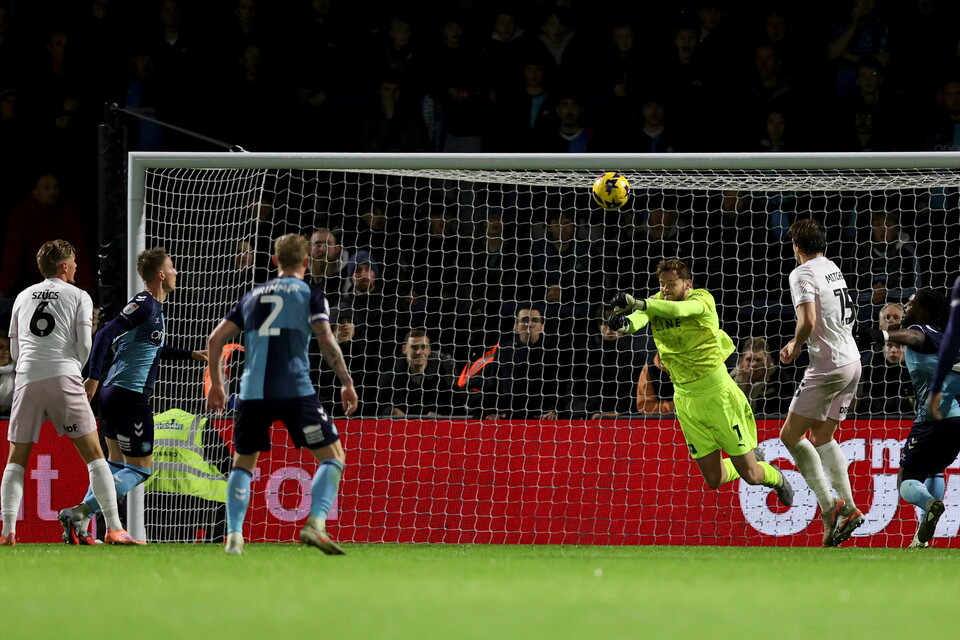 Match Gallery | Wycombe Wanderers (A)