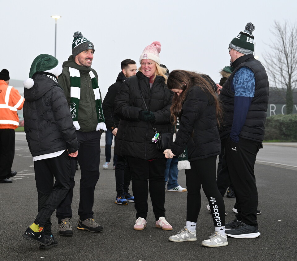 Fan Gallery | Doncaster Rovers (A)