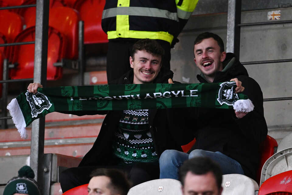 Fan Gallery | Doncaster Rovers (A)