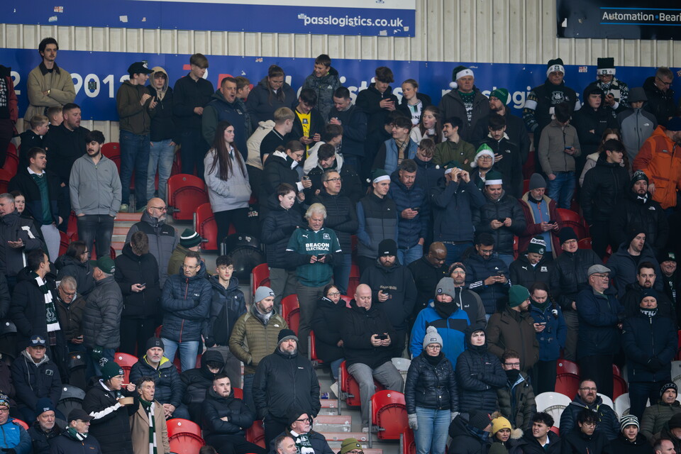 Fan Gallery | Doncaster Rovers (A)