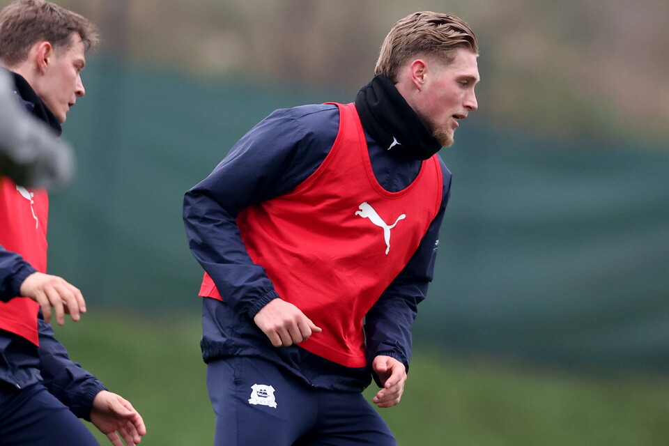 Training Gallery | Pre Reading (H)