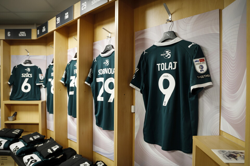 Match Gallery | Wycombe Wanderers (H)