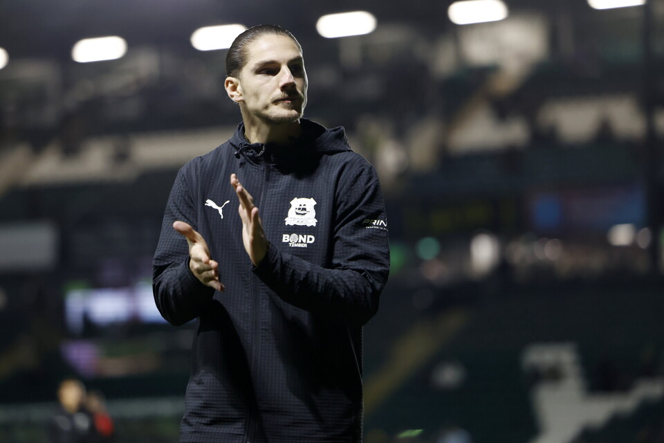 Match Gallery | Wycombe Wanderers (H)