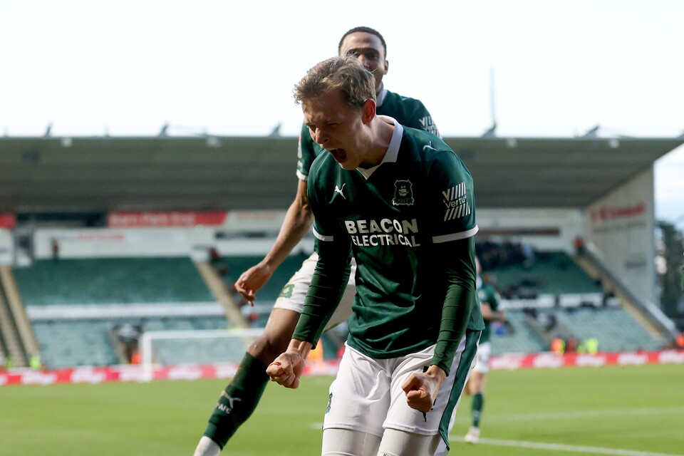 Match Gallery | Burton Albion (H)