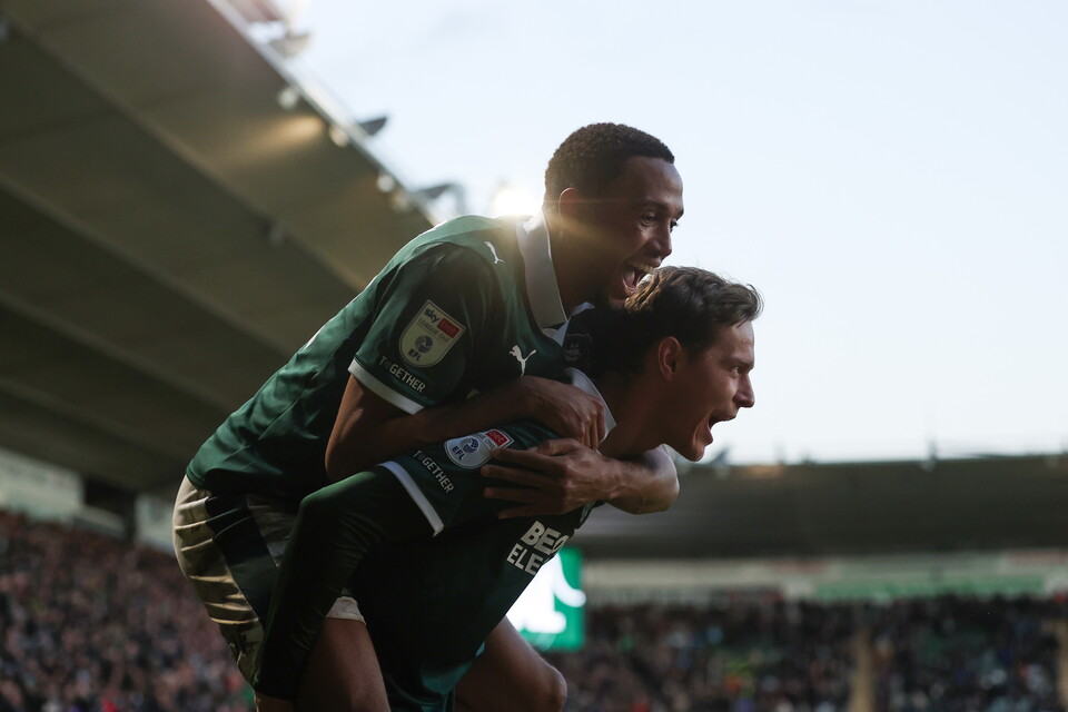 Match Gallery | Burton Albion (H)