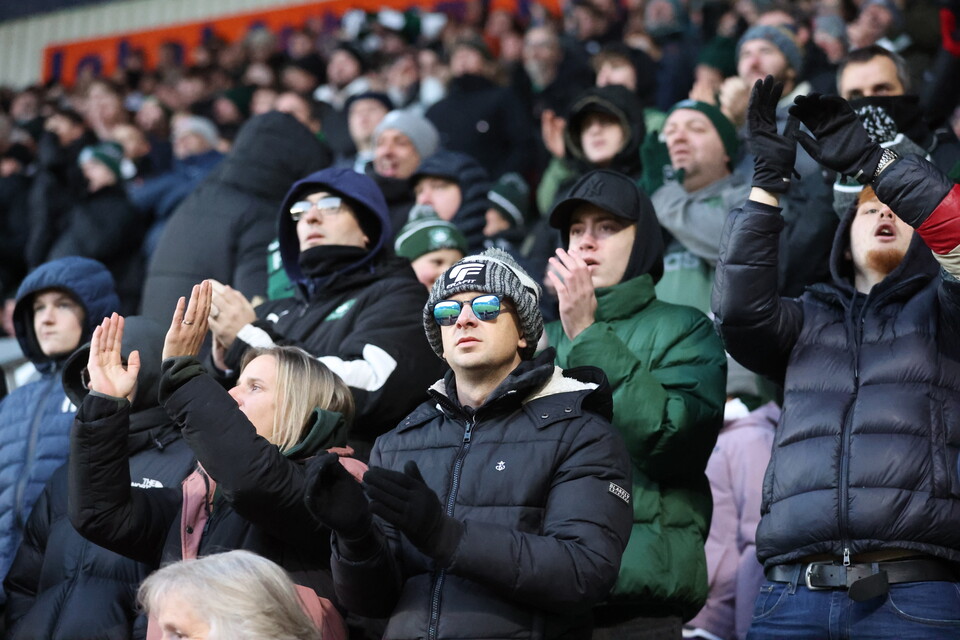 Fan Gallery | Burton Albion (H)