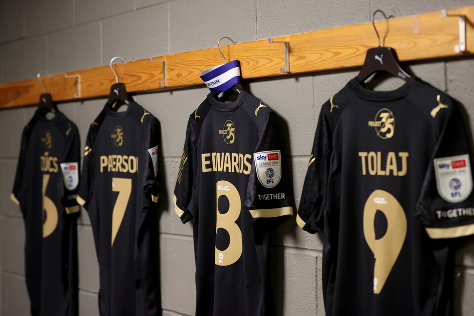 Match Gallery | Bristol Rovers (A)