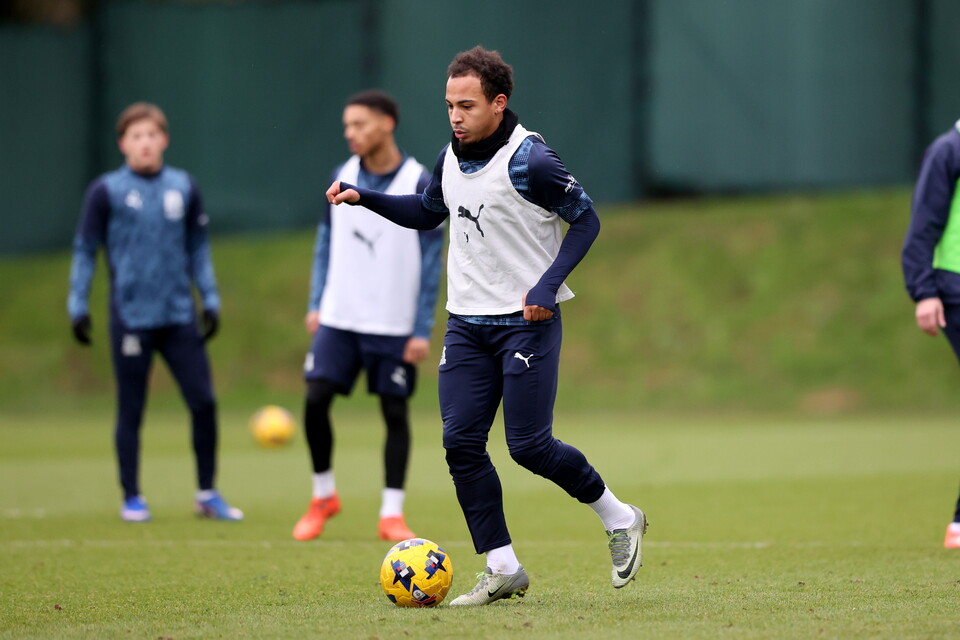 Training Gallery | Pre Peterborough United (A)
