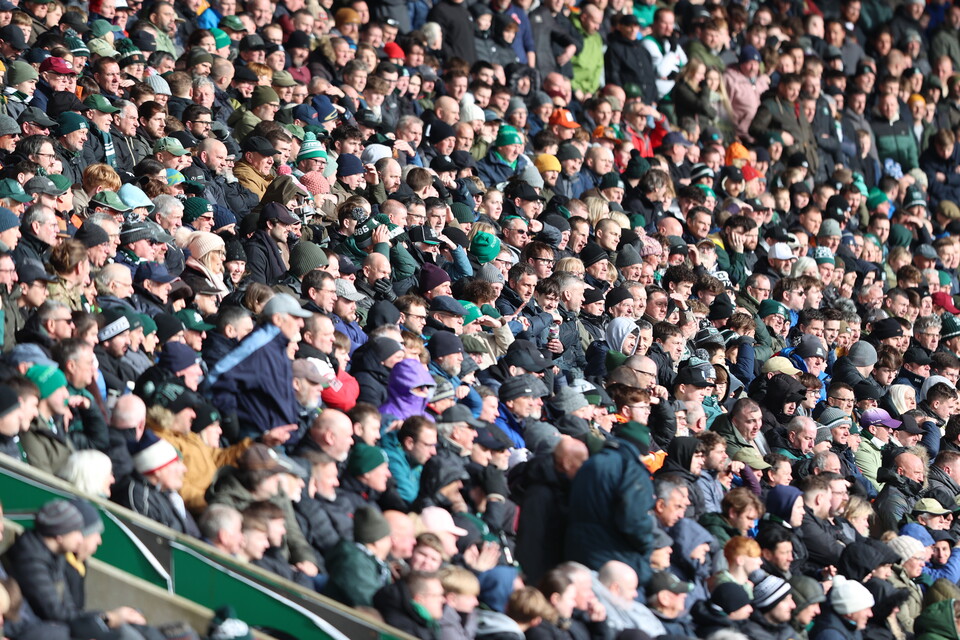 Fan Gallery | Luton Town (H)