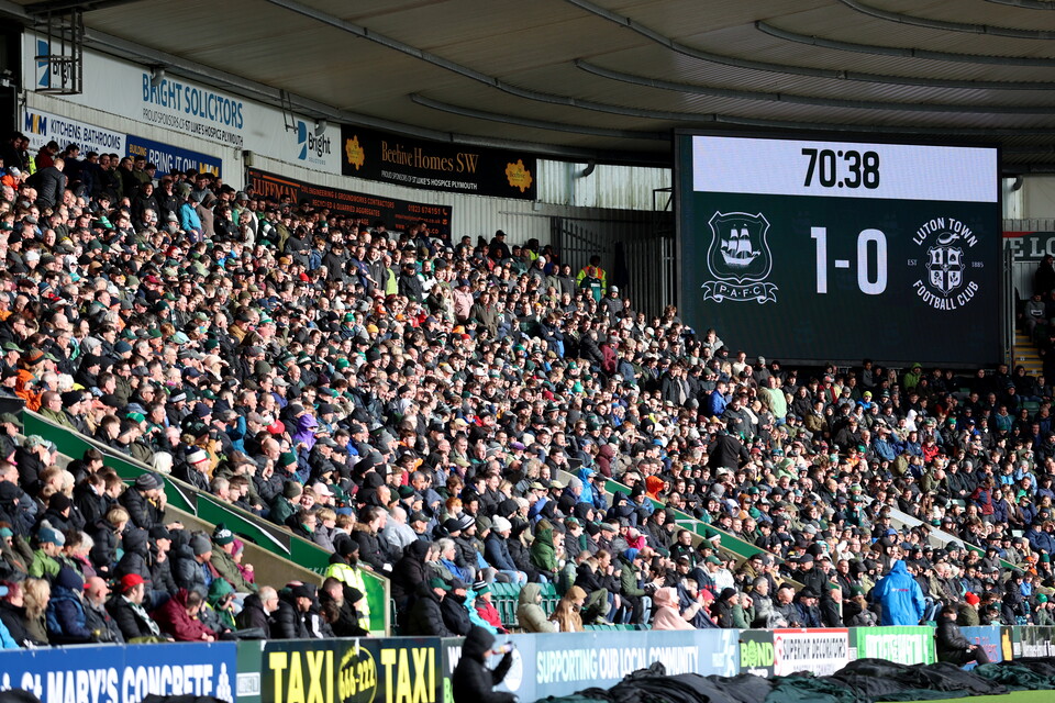 Match Gallery | Luton Town (H)