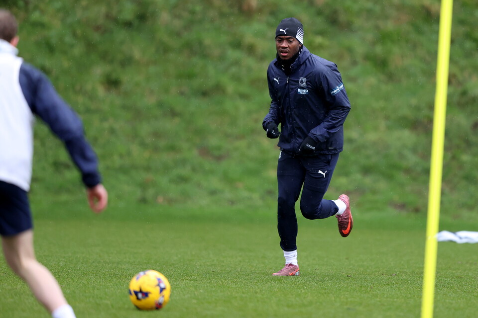 Training Gallery | Pre Stockport County (A)