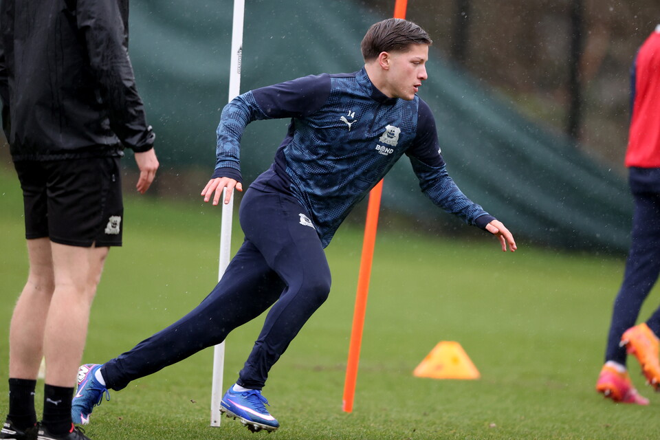 Training Gallery | Pre Stockport County (A)