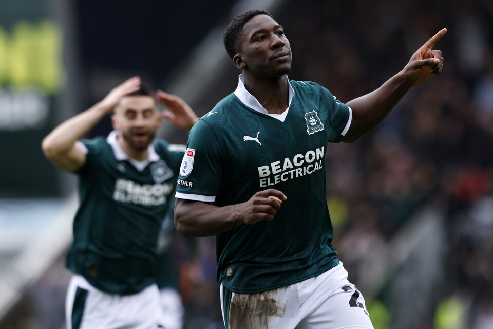 Match Gallery | Lincoln City (H)