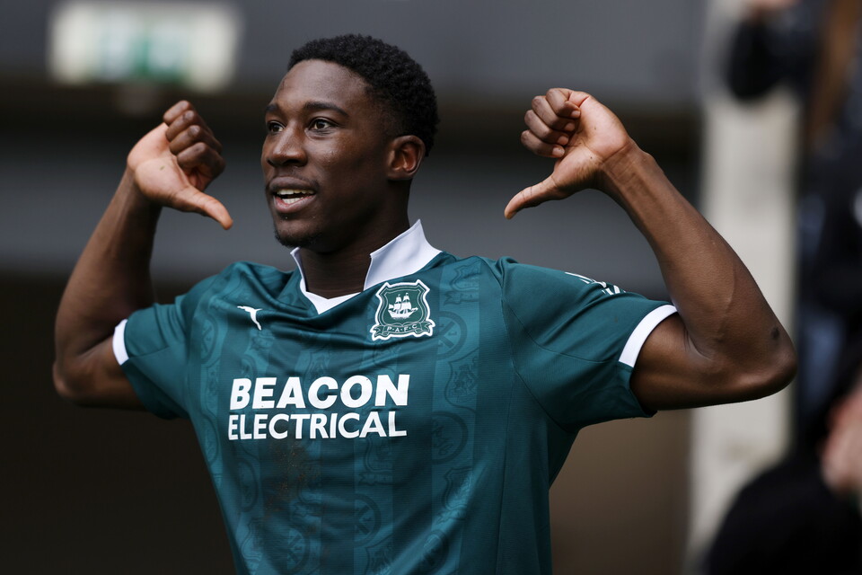 Match Gallery | Lincoln City (H)