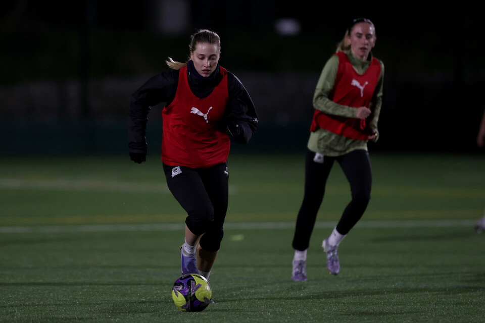 Women's Training Gallery | Pre Exeter City (H)
