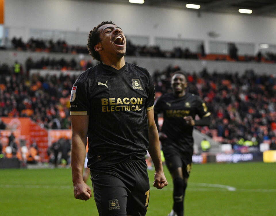 Match Gallery | Blackpool (A)